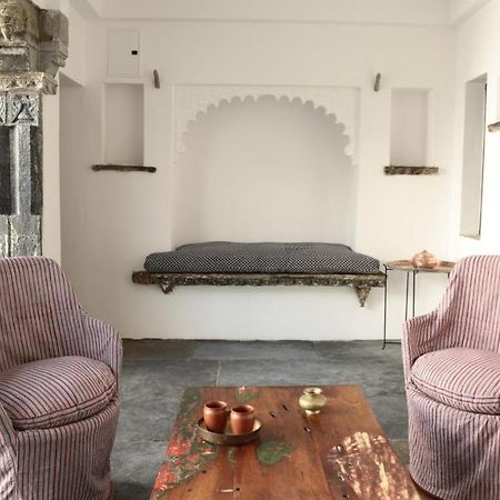 Little Garden Guest House Udaipur Eksteriør billede